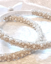 Load image into Gallery viewer, Pearl Greek Orthodox Stefana Crowns