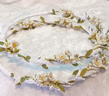 Load image into Gallery viewer, Stefana Crowns, Greek Orthodox Wedding Crowns, White Floral Stefana, Stephana