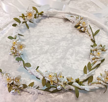 Load image into Gallery viewer, Stefana Crowns, Greek Orthodox Wedding Crowns, White Floral Stefana, Stephana
